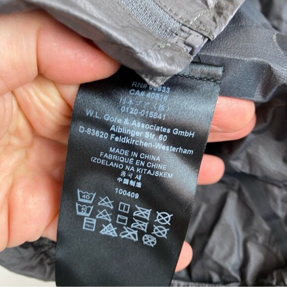 NWT Gorewear Women's C7 GORE-TEX Shakedry Viz Jacket - Picture 7 of 10